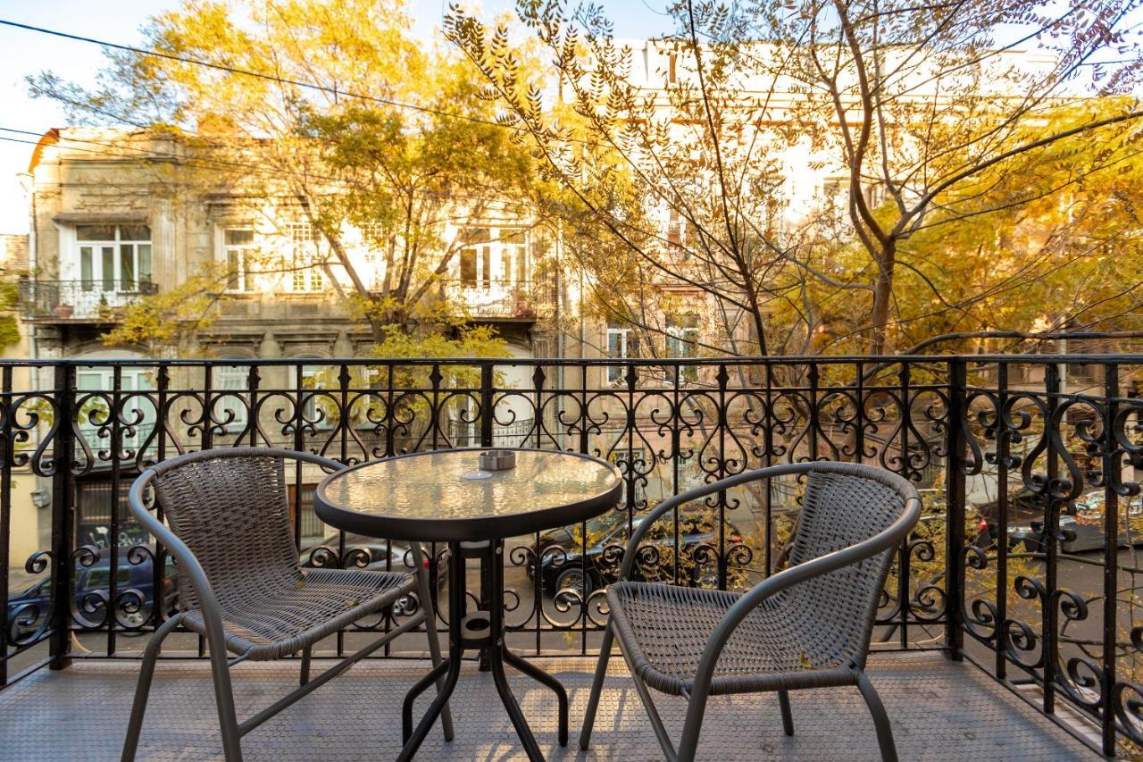 Hotello Tbilisi ภายนอก รูปภาพ
